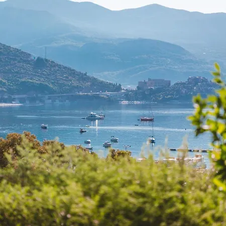 Boutique Vissi D'arte Budva